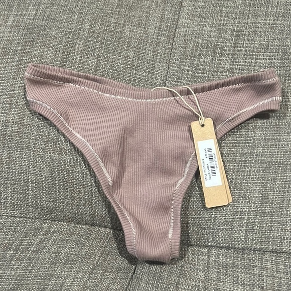 Skims Cotton Rib Dipped Thong - Picture 3 of 3